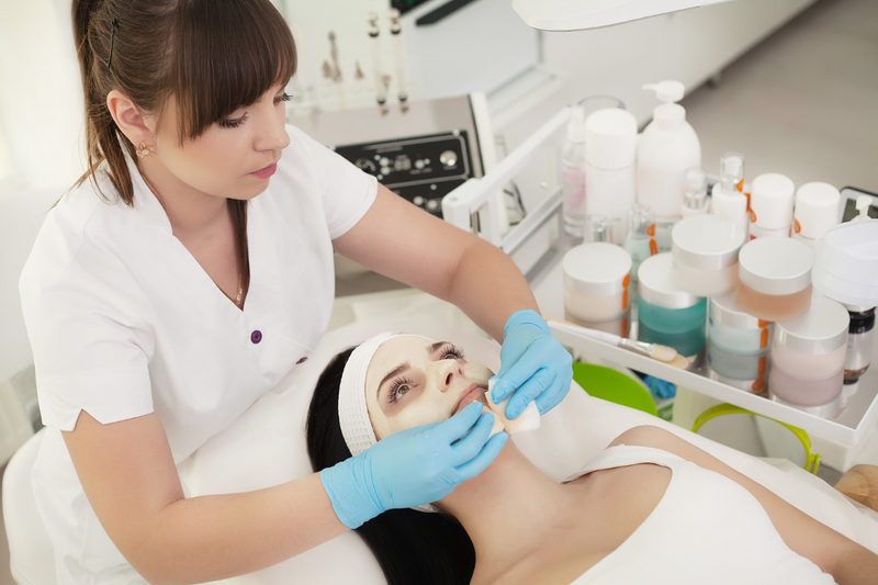 Best Pre-Bridal Skin Care Treatments in Delhi – Glow Before Your Big Day